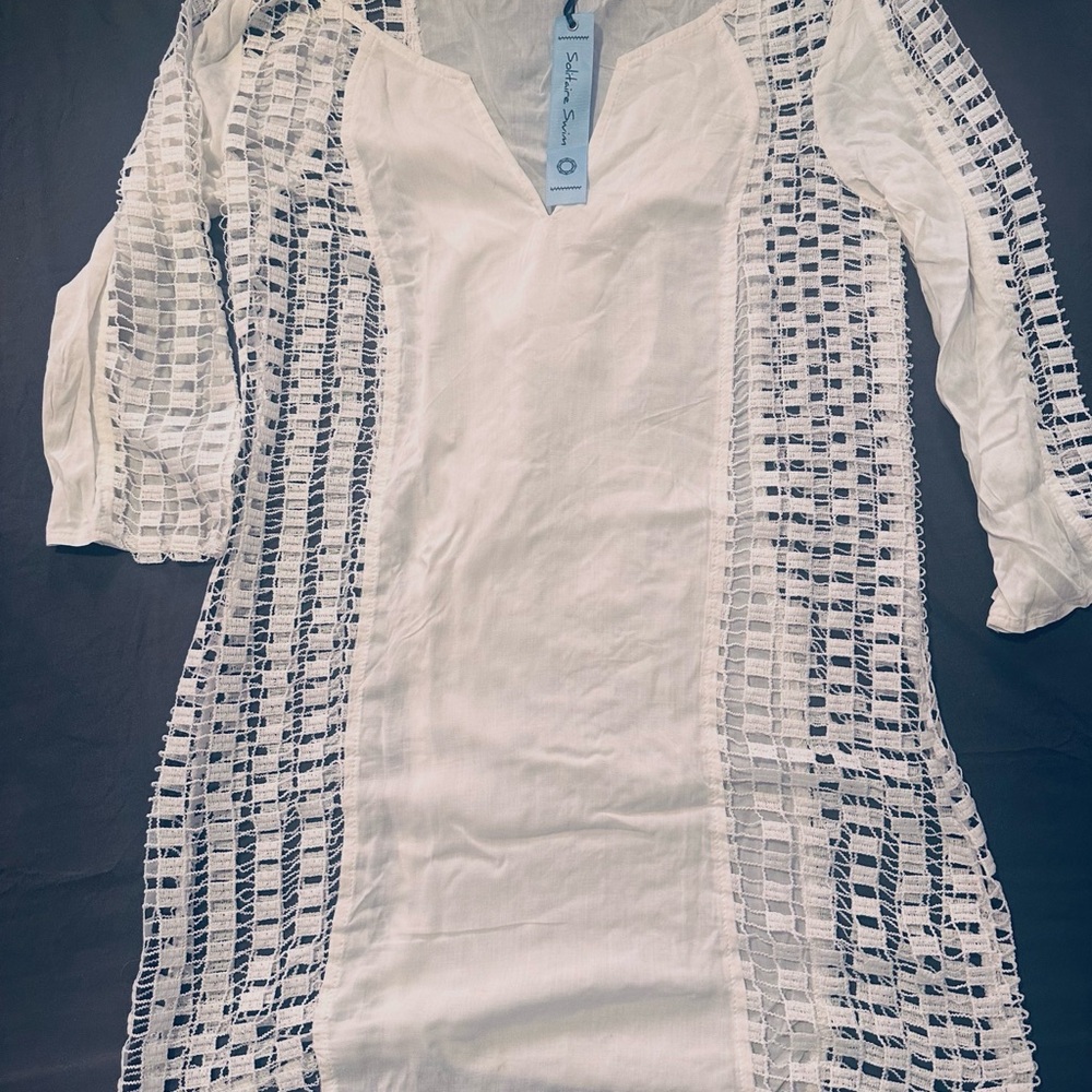 Solitaire White Lace Detail Top